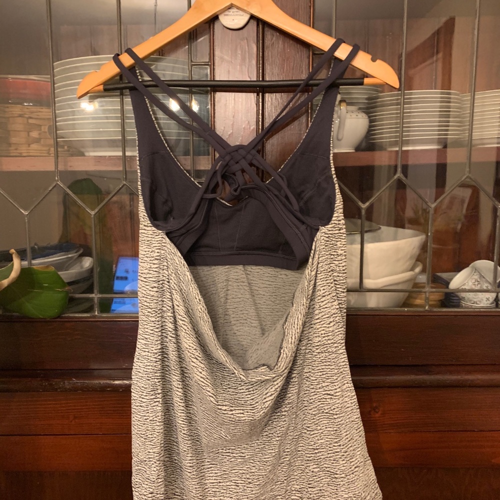 Lululemon built in bra tank top